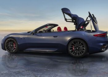23996 MaseratiGranCabrioTrofeo