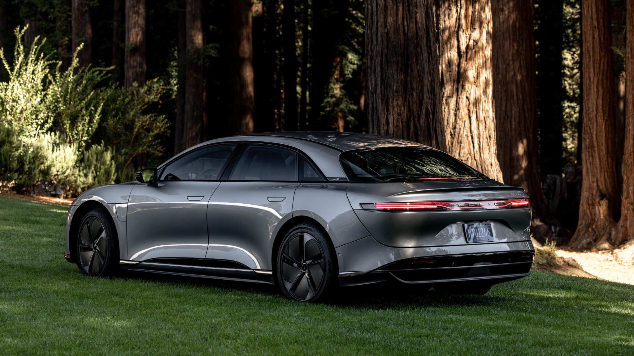 An image of the 2024 Lucid Air Touring.