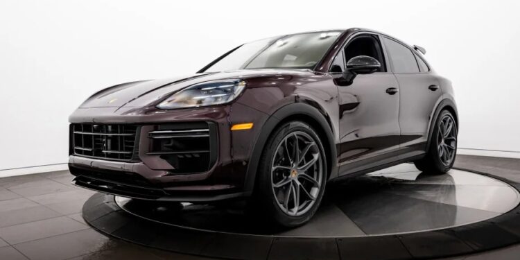 2024 porsche cayenne turbo gt (2)