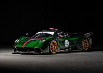 Pagani Huayra R 10 Studio