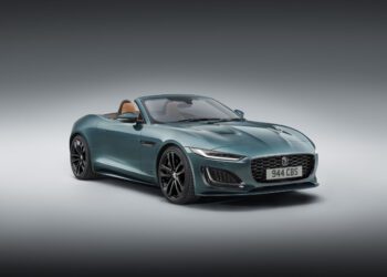 1304 HPin Jag F type Drophead Fr34 v4b 5k