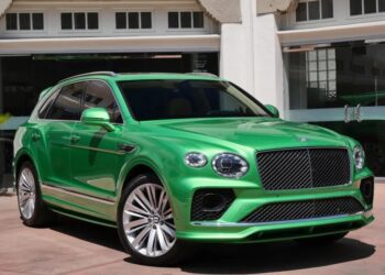 2021 bentley bentayga speed 0 8