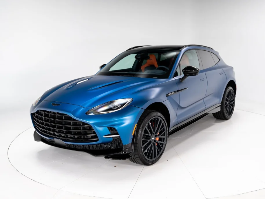 2023 aston martin dbx 707 283786 616441107