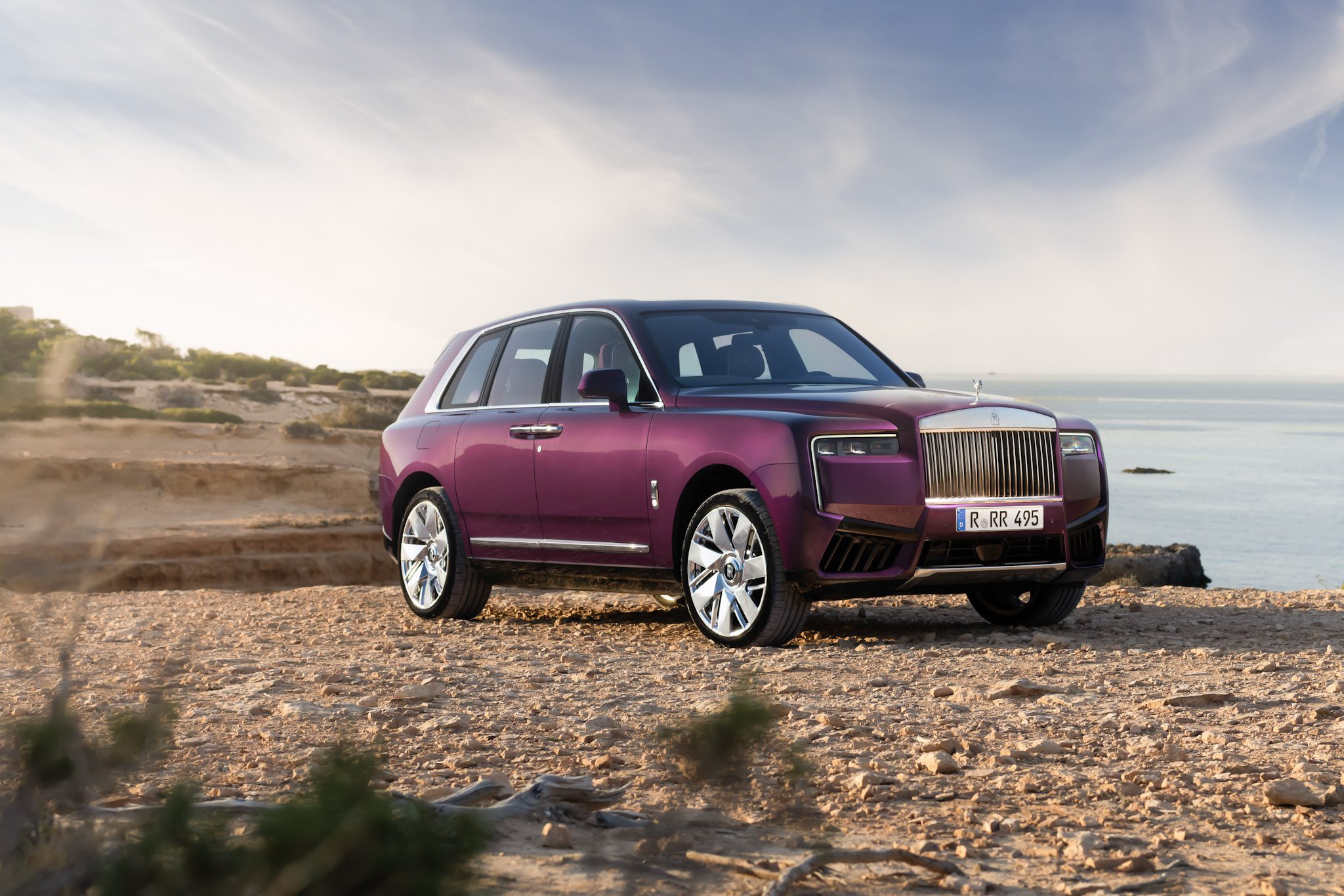 An image of a 2025 Rolls-Royce Cullinan Series II outdoors.