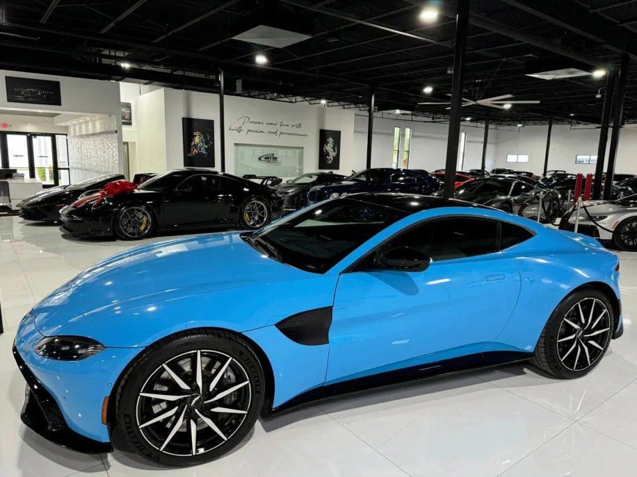 2019 aston martin vantage 89998