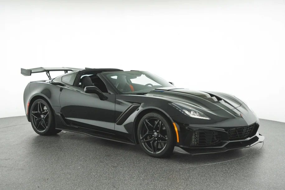 2019 chevrolet corvette 249850 1