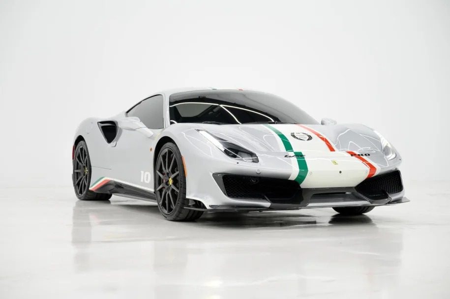 2019 ferrari 488 pista piloti