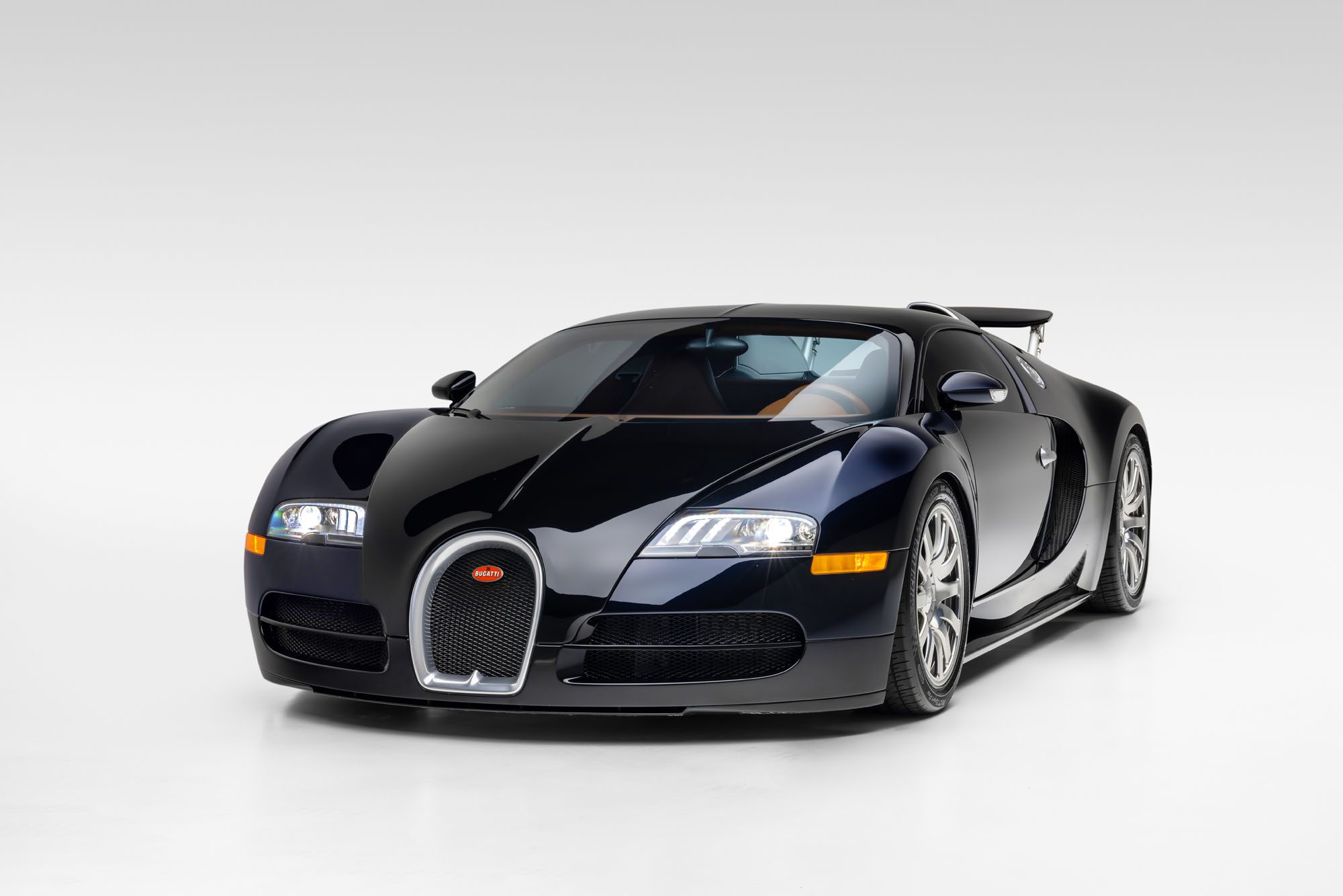 JC24 r105 2006 Bugatti Veyron 16.4 008