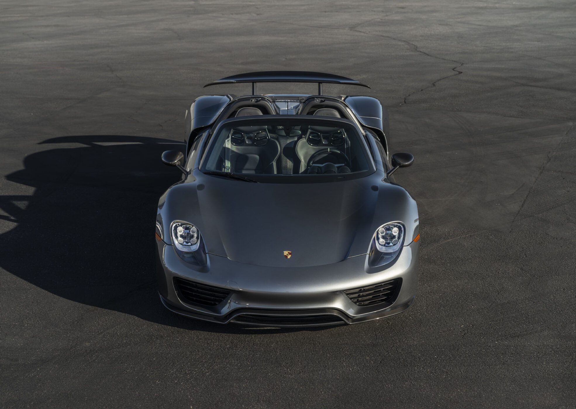 JC24 r167 2015 Porsche 918 Spyder Weissach Package 009