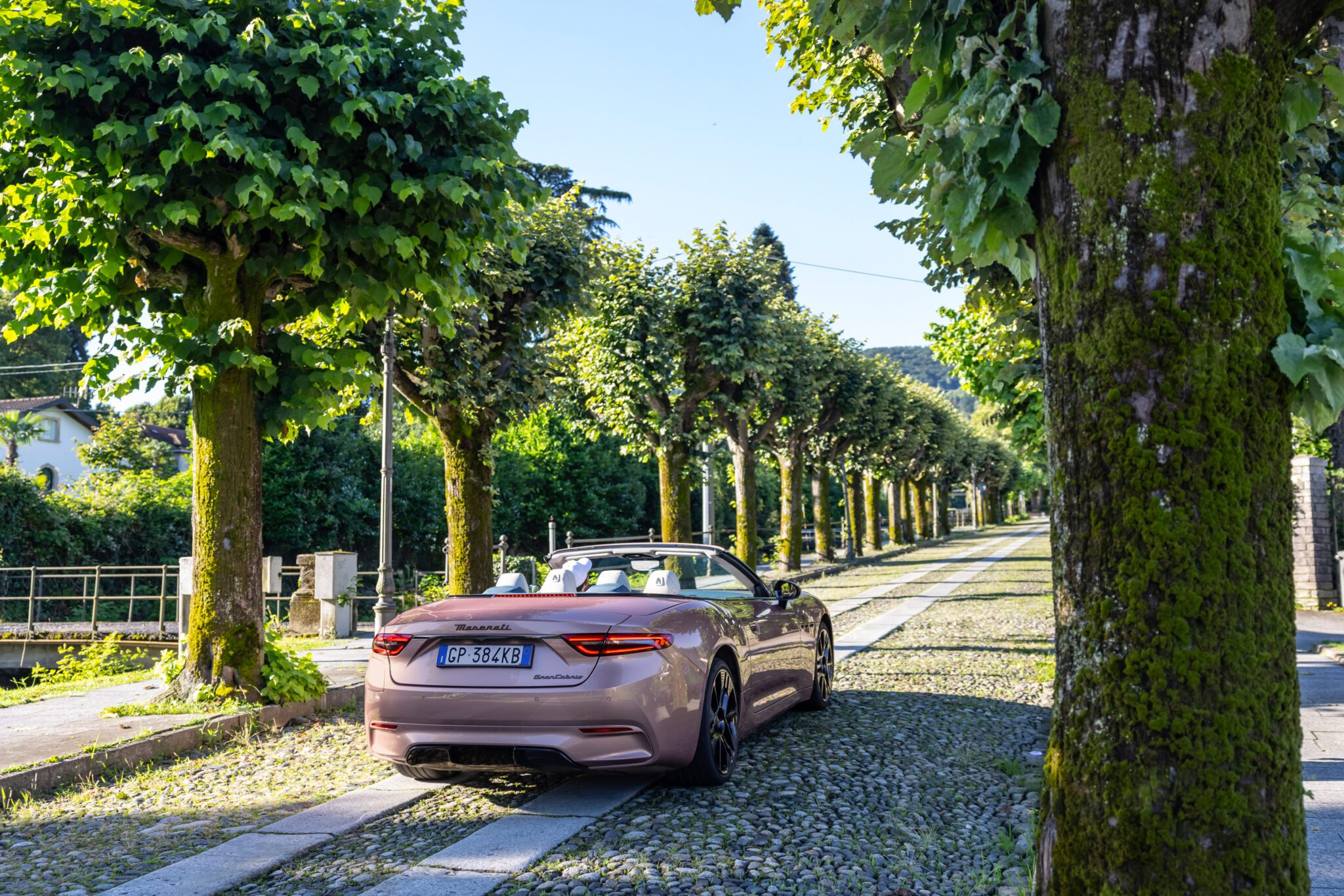 Maserati GranCabrio Folgore Rose Gold (4)