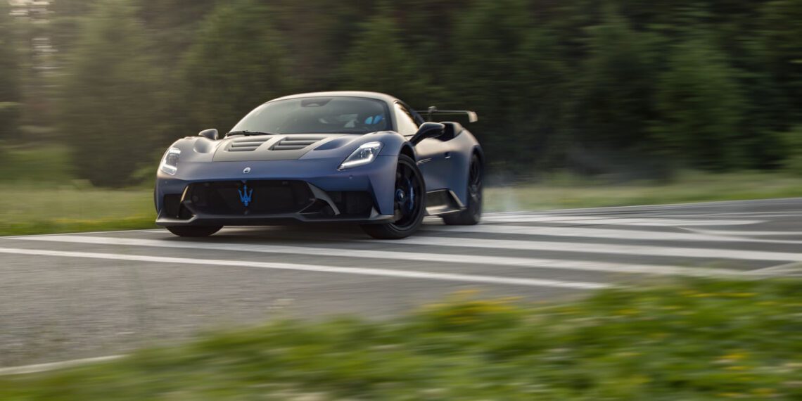 10 Maserati GT2 Stradale