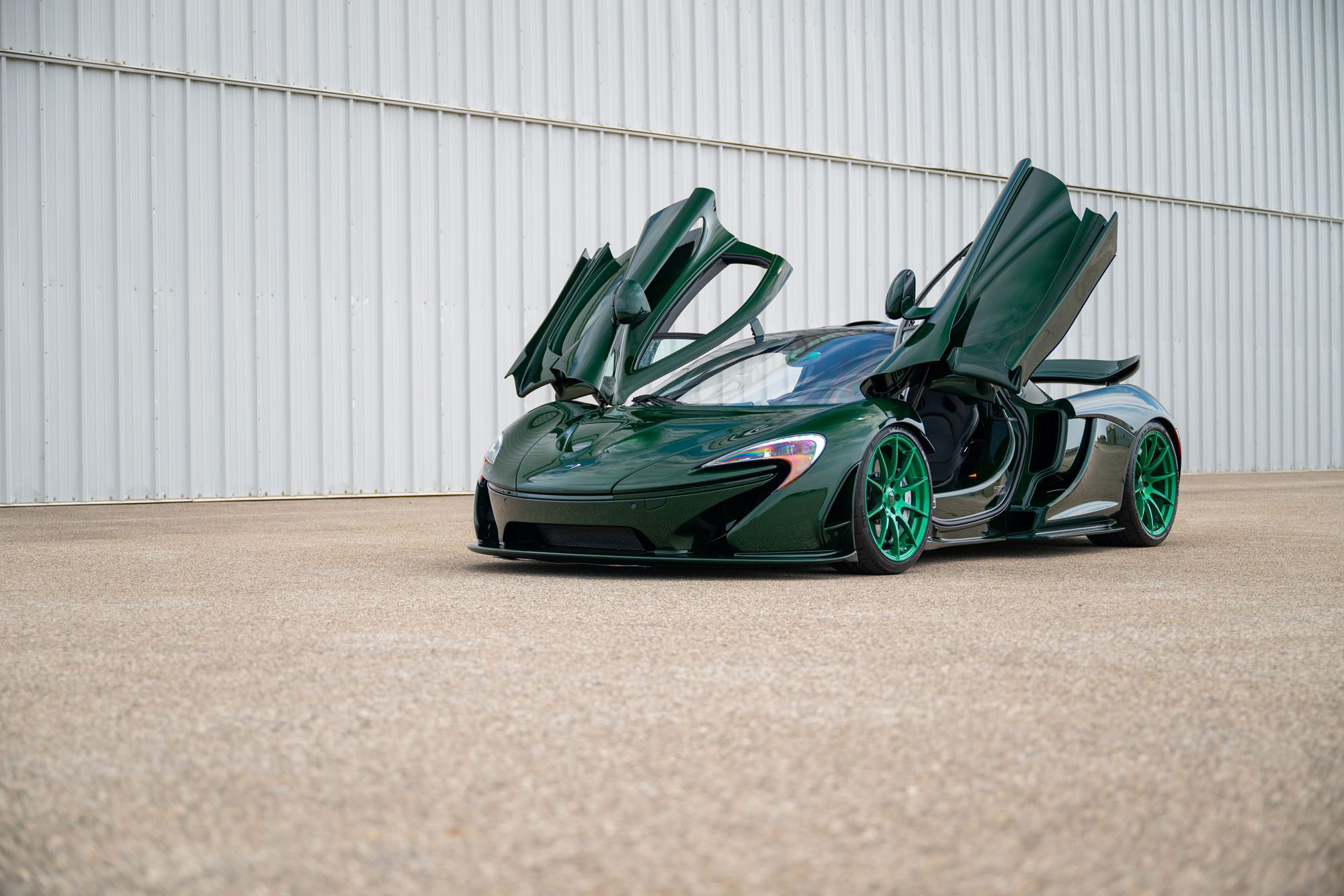 2014 McLaren P1 1238434