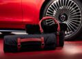 Exklusive Kollektion von MAYBACH Icons of Luxury, inspiriert von den Materialien und Farben des Mercedes Maybach SL Monogram Series//Exclusive collection from MAYBACH Icons of Luxury, inspired by the materials and colours of the Mercedes Maybach SL Monogr