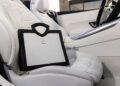 Exklusive Kollektion von MAYBACH Icons of Luxury, inspiriert von den Materialien und Farben des Mercedes Maybach SL Monogram Series//Exclusive collection from MAYBACH Icons of Luxury, inspired by the materials and colours of the Mercedes Maybach SL Monogr
