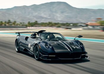 Pagani Huayra Roadster BC 02