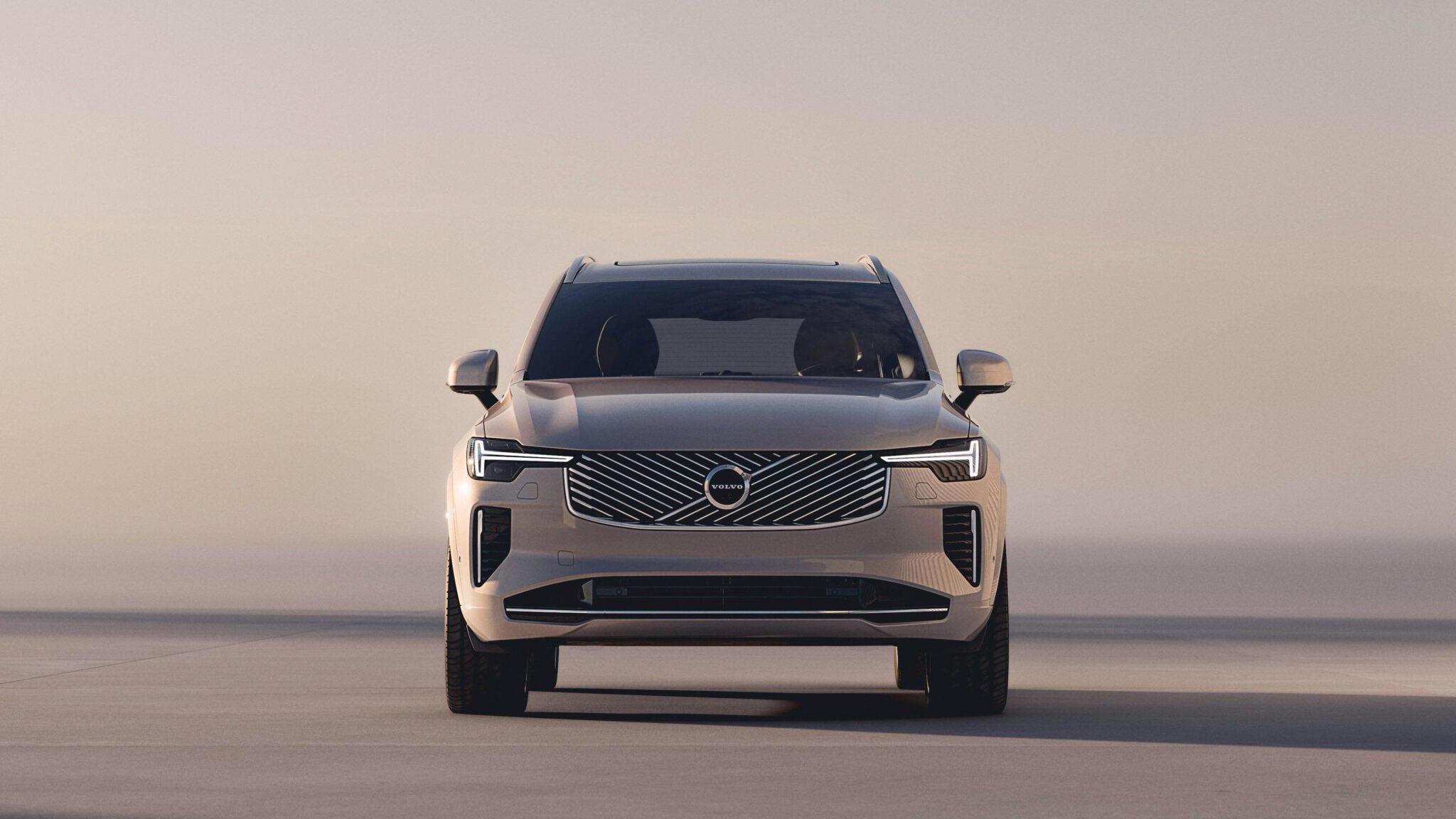 An iamge of the 2025 Volvo XC90 parked outdoors.