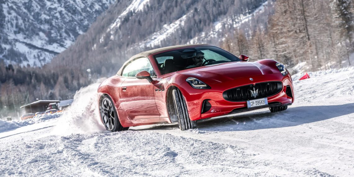 An image of a Maserati GranCabrio Folgore driving on an ice track.