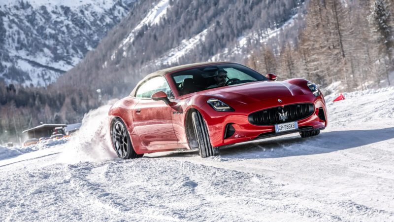 An image of a Maserati GranCabrio Folgore driving on an ice track.