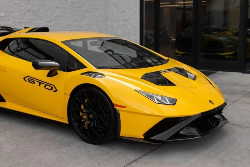 Italian Track Star: The Best Lamborghini Huracan STOs For Sale Italian Track Star: The Best Lamborghini Huracan STOs For Sale