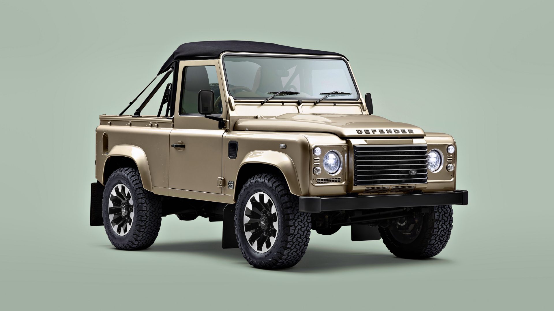 Thumbnail image for Land Rover Revives The Classic Defender Soft Top With V8 Power