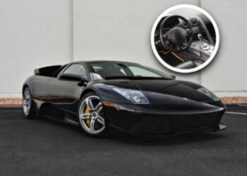 1-of-26: Rare Lamborghini Murciélago LP640 Manual Hits the Market