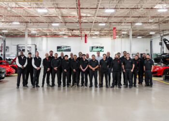 Ferrari Lake Forest Earns Ferrari’s Service Award at 2024 Top Dealer Awards